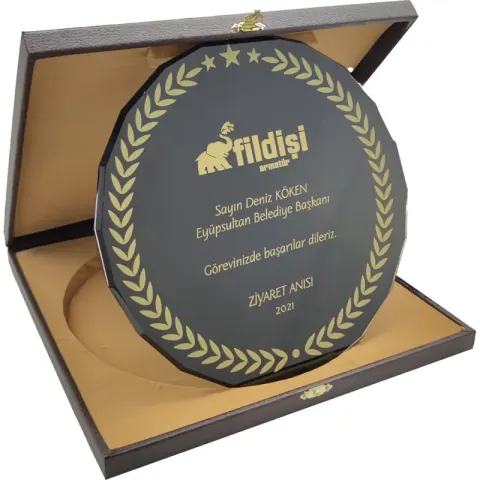 EKT-500 Kutulu Kristal Plaket – Kristal Plaketler