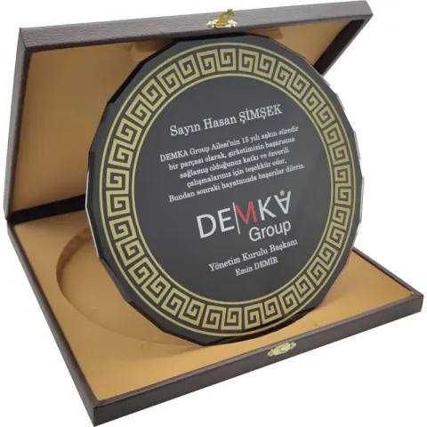 EKT-510 Kutulu Kristal Plaket – Kristal Plaketler