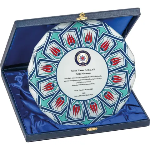EKT-430 Kutulu Kristal Plaket – Kristal Plaketler